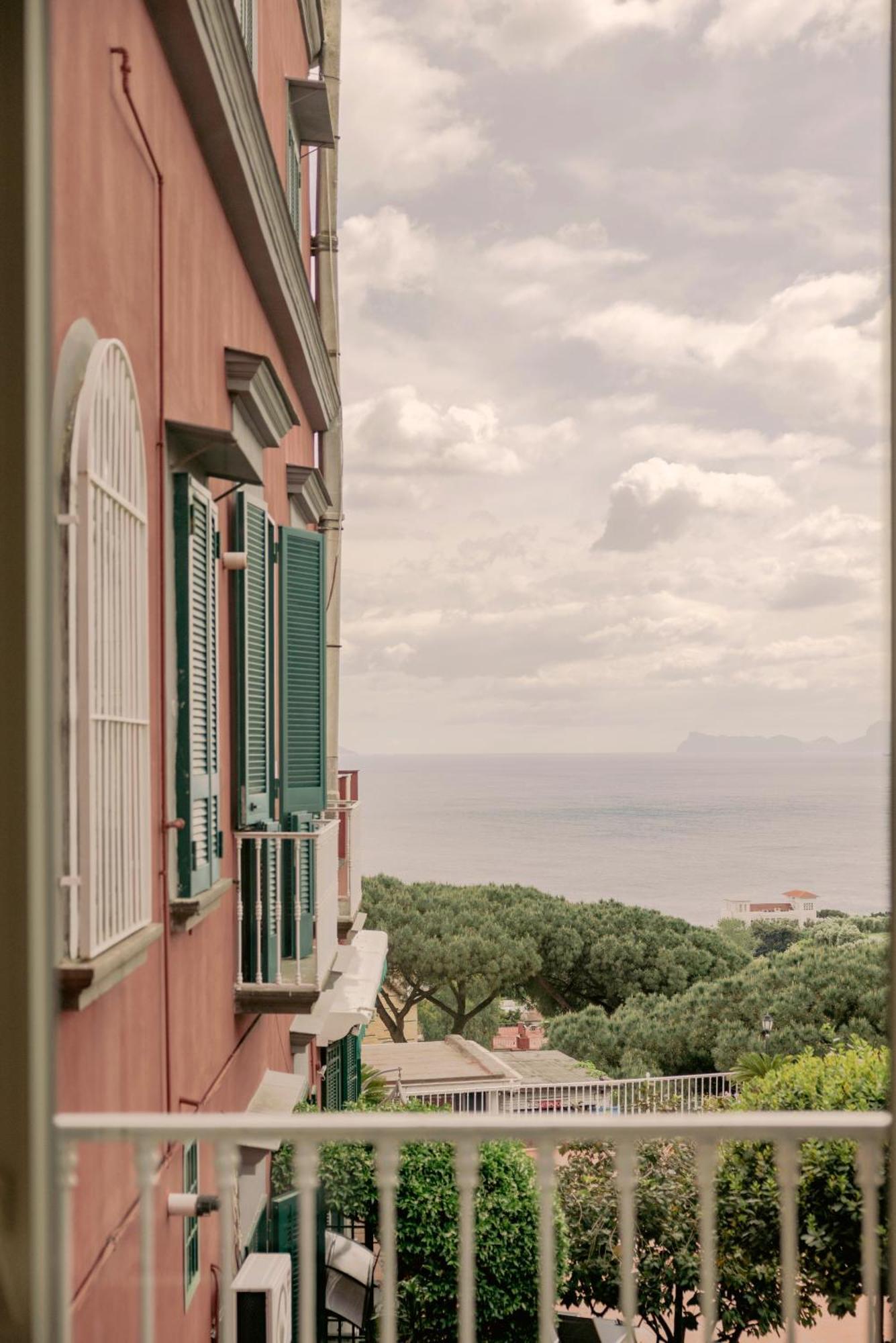 Posillipo 70 Napoli Apartment Exterior photo